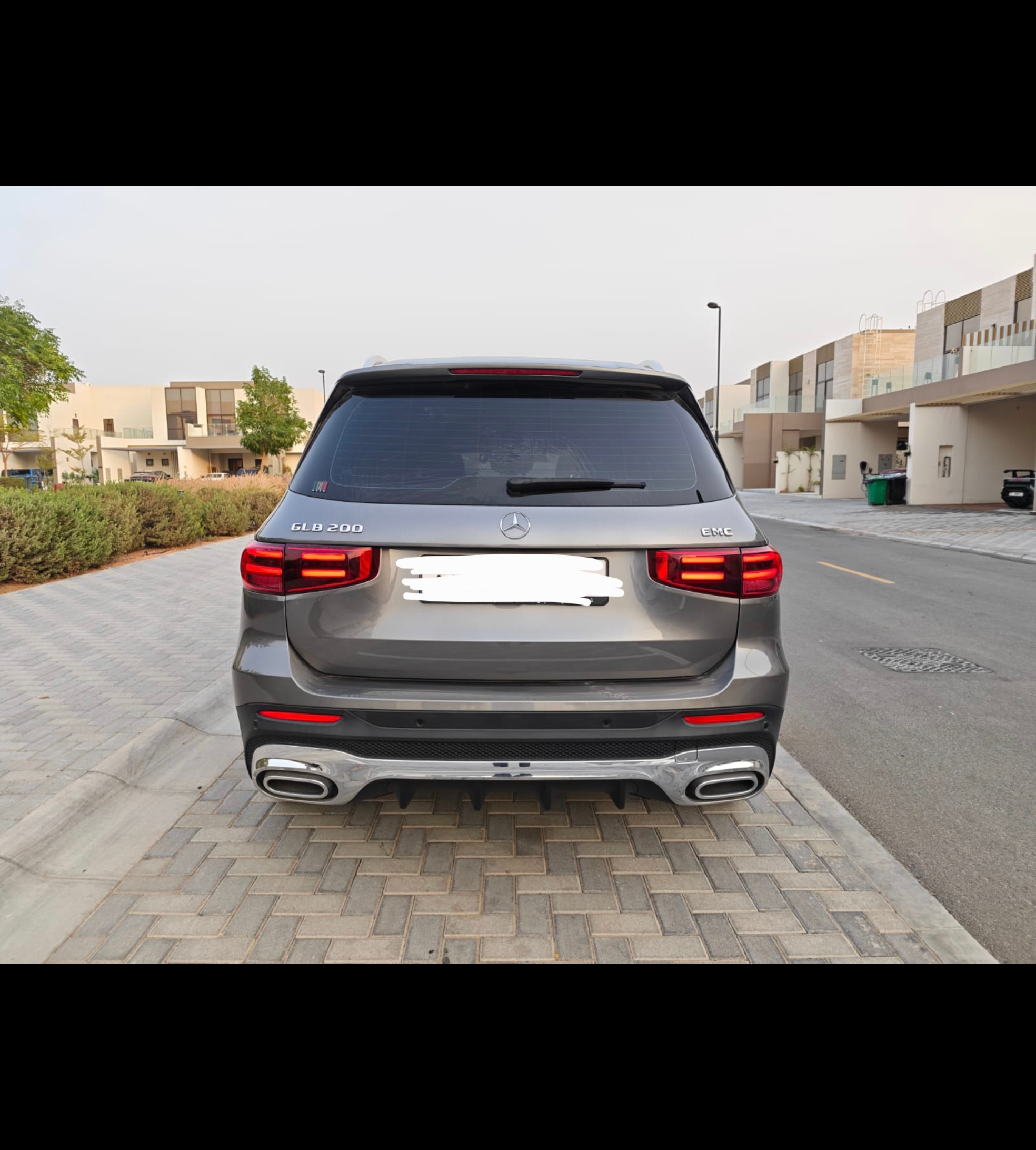 Gray Mercedes Benz GLB 200 2024